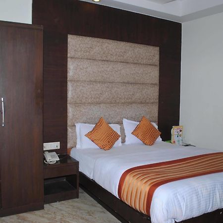 Hotel Seven Seas Inn Neu-Delhi Exterior foto
